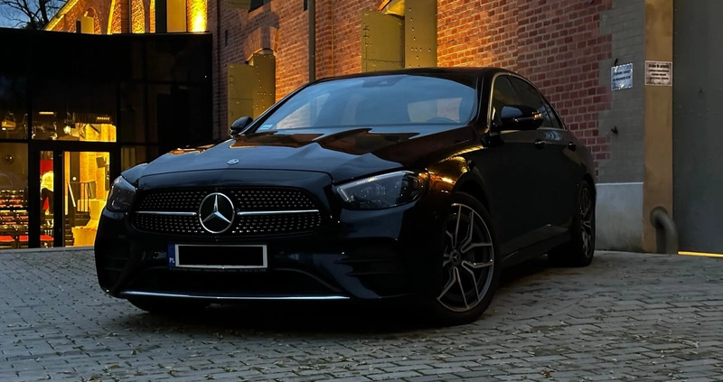 Mercedes-Benz Klasa E cena 207000 przebieg: 64000, rok produkcji 2020 z Goleniów małe 781